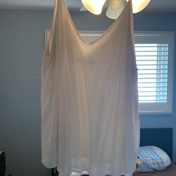 White tank top - Picture 1 of 2